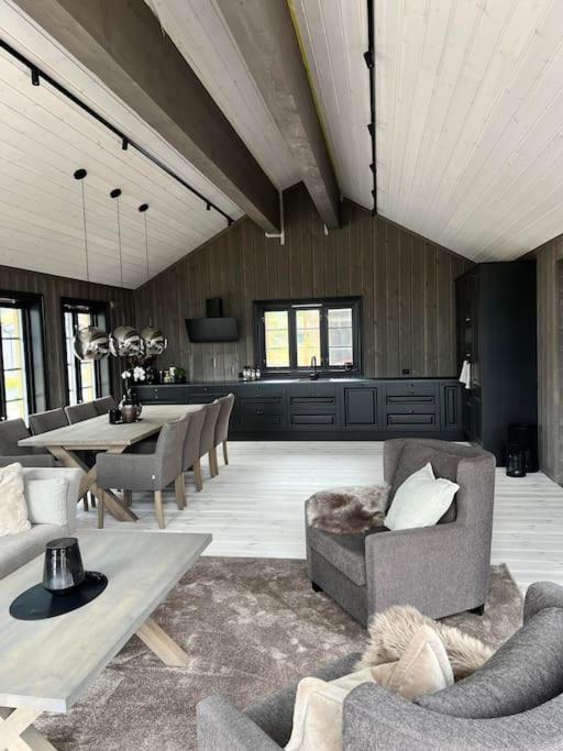 Ny Eksklusiv Hytte I Vradal Med Perfekt Beliggenhet- Alpin Og Ski Buitenkant foto